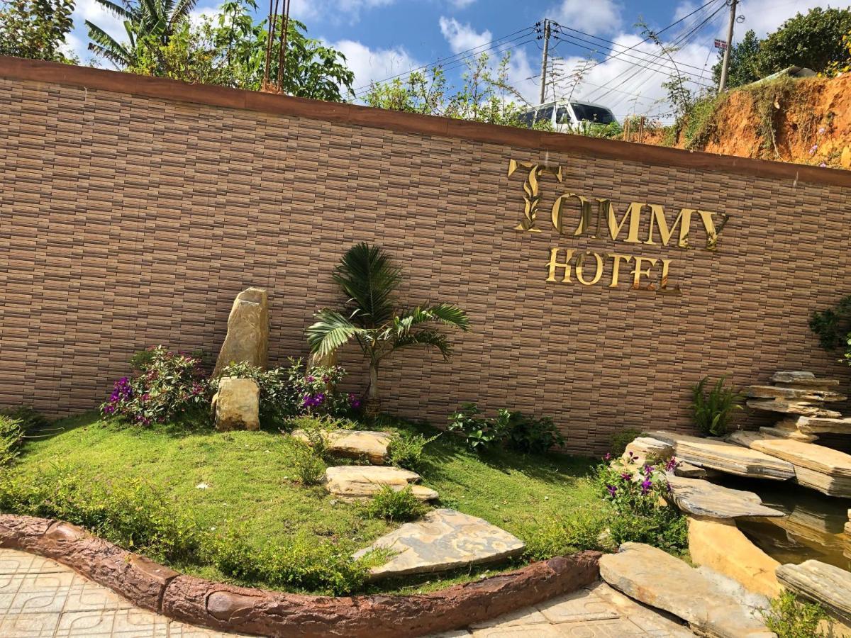 Khách Sạn Tommy Dalat Exterior foto